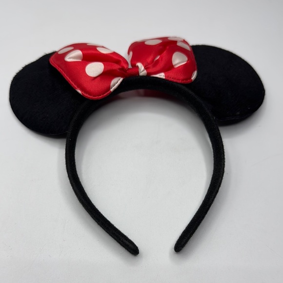 Disney Accessories - Disney Minnie Mouse Black and Red Polka Dot Bow Headband